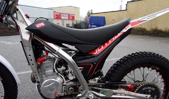 Kit rando JTG chez Scoot Race Motos