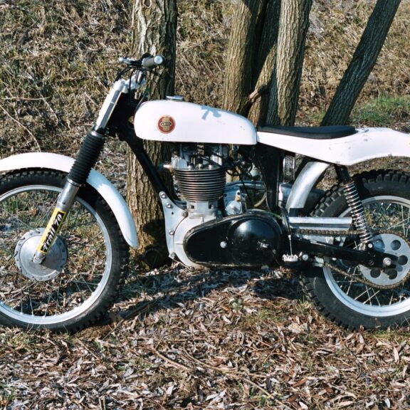 Ariel 500 4-T