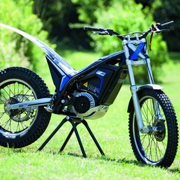 Electric Motion 5.7 2012