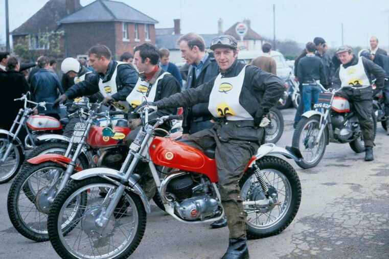 Don Smith sur une 250 Montesa 1968