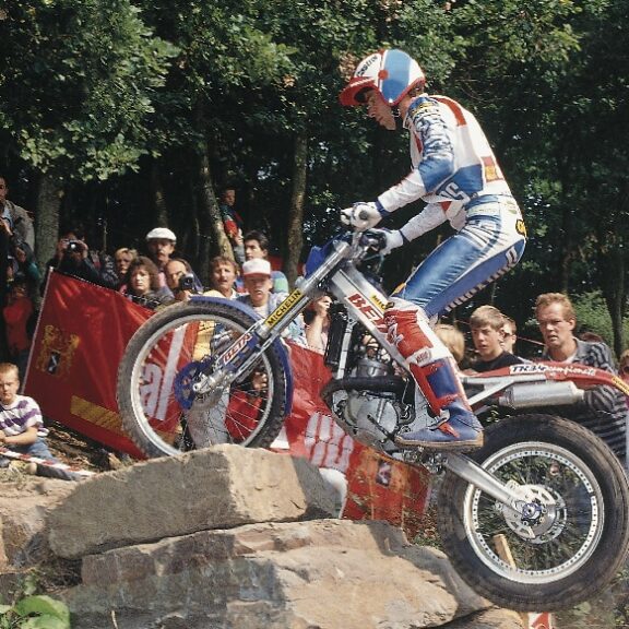 Mondial trial "90"