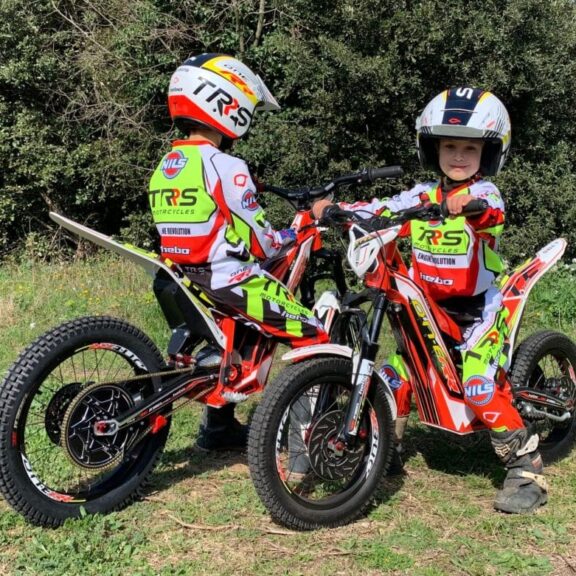 TRRS E-Kids 16''