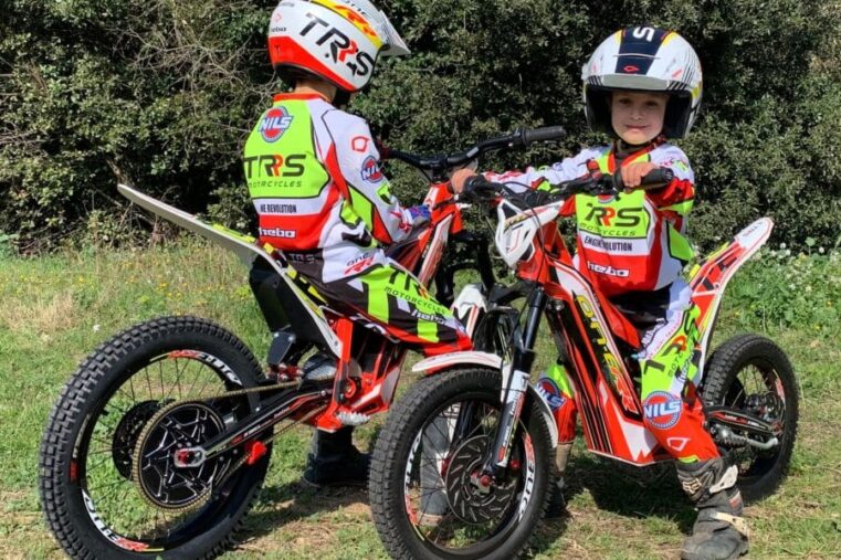 TRRS E-Kids 16''