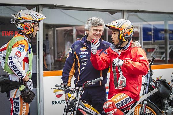 La nouvelle équipe Honda-Repsol