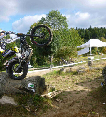 ligue AuRA Rochepaule