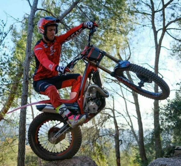 Busto & Gas