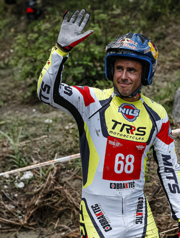 Adam Raga 2