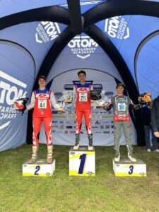 Podium TR2+