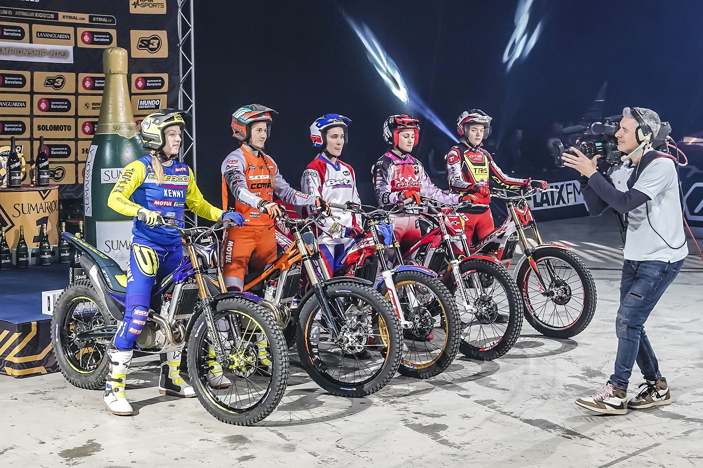 X TRIAL FEMININ