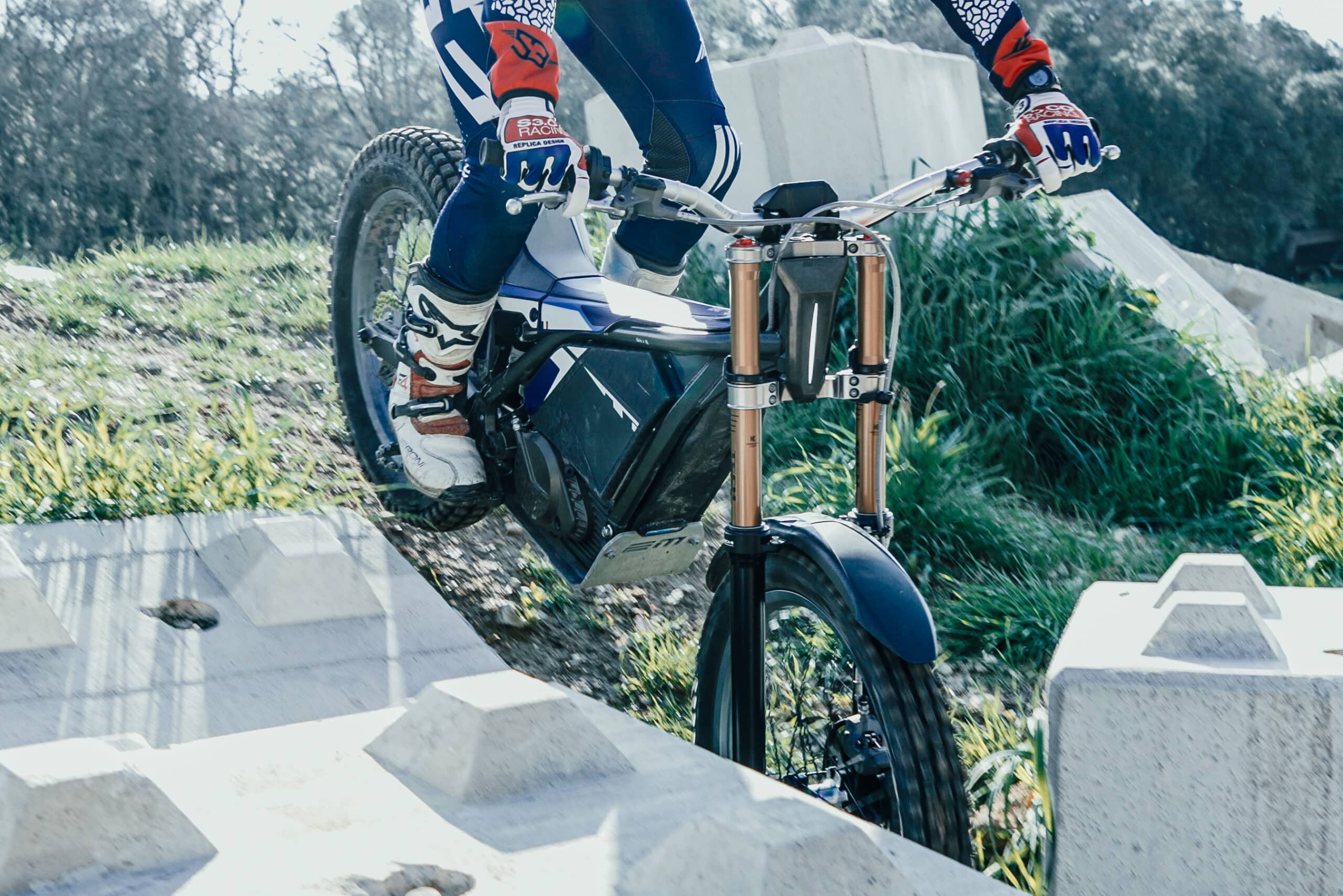 Tech_Suspension_EM_Test_-1