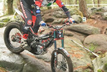 Trial Larchant