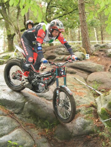 Trial Larchant