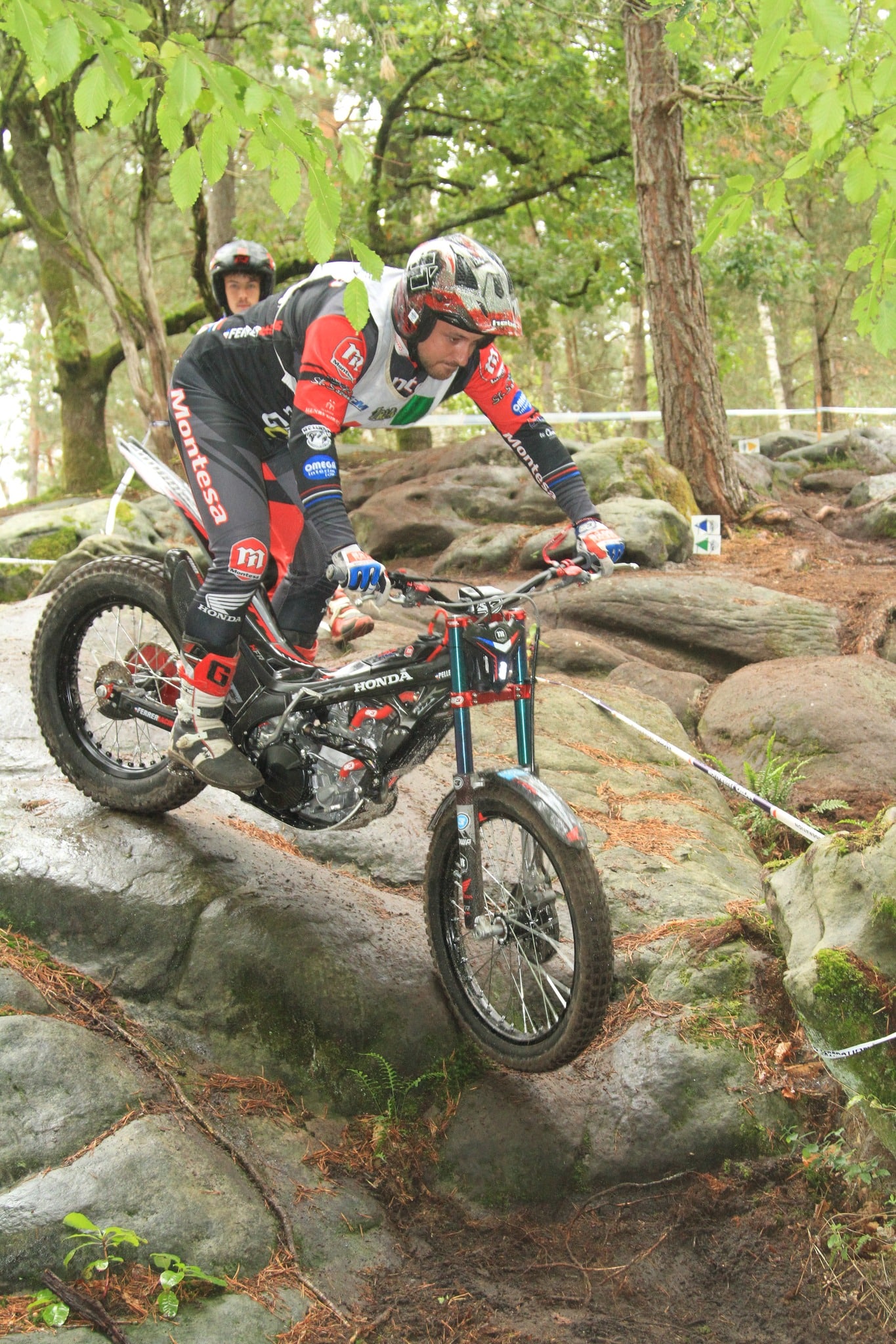Trial Larchant