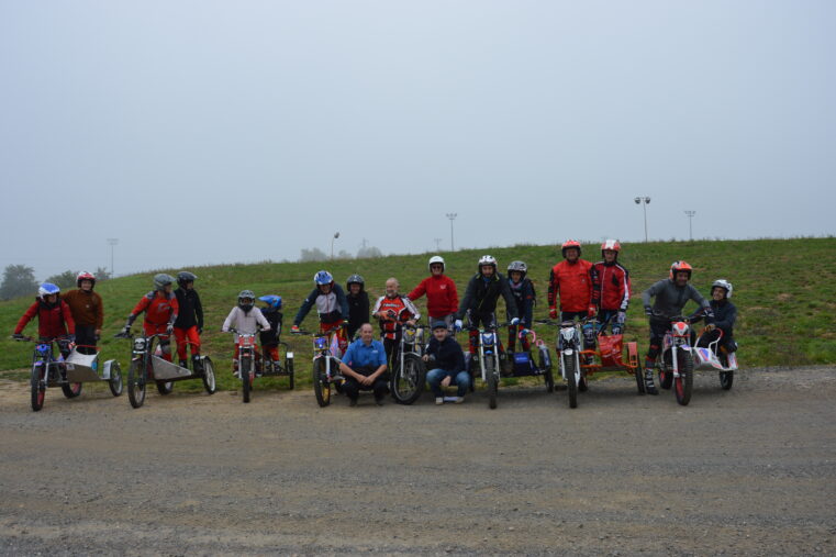 Rassemblement Side Car