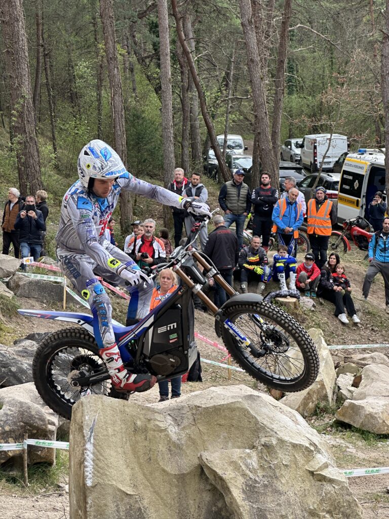 Benoit Bincaz, faute de contrat pro n'ira probablement pas au Japon.