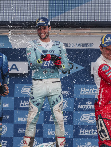 Podium Trial 2